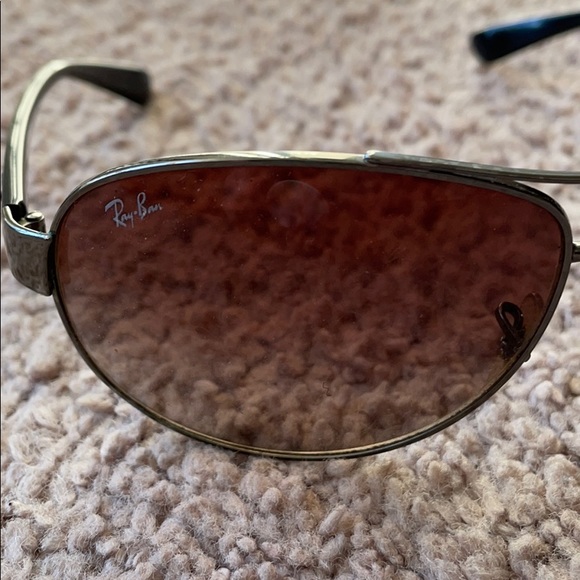 Ray Ban Aviators - Picture 3 of 4